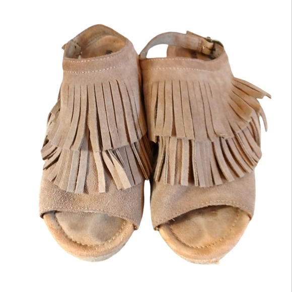 Minnetonka Suede Fringe Wedge Sandal size 8 - Picture 3 of 8